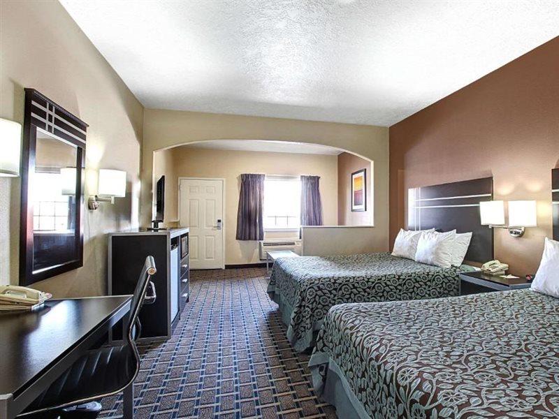 Days Inn & Suites By Wyndham Houston North - Spring Eksteriør bilde