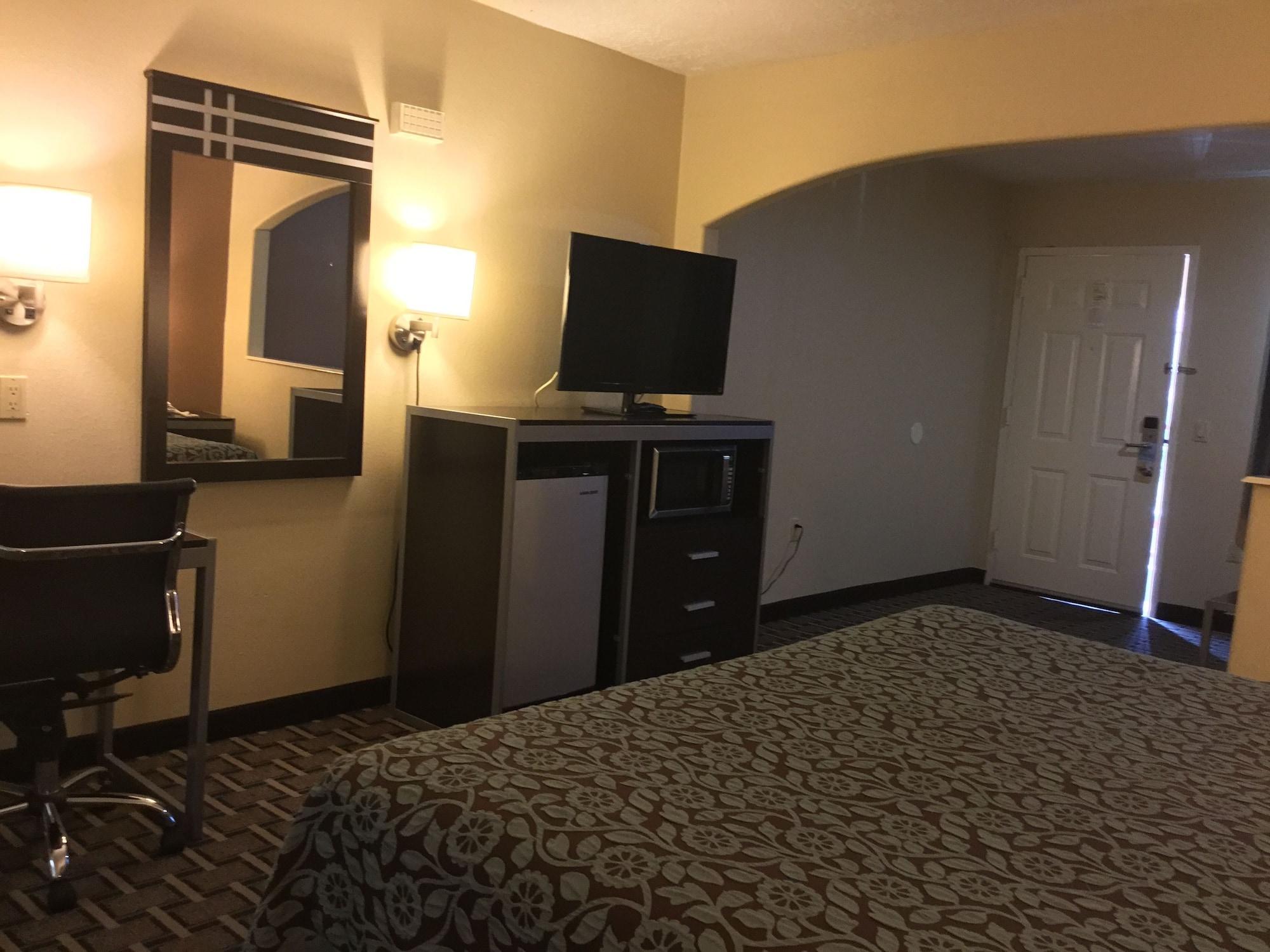 Days Inn & Suites By Wyndham Houston North - Spring Eksteriør bilde