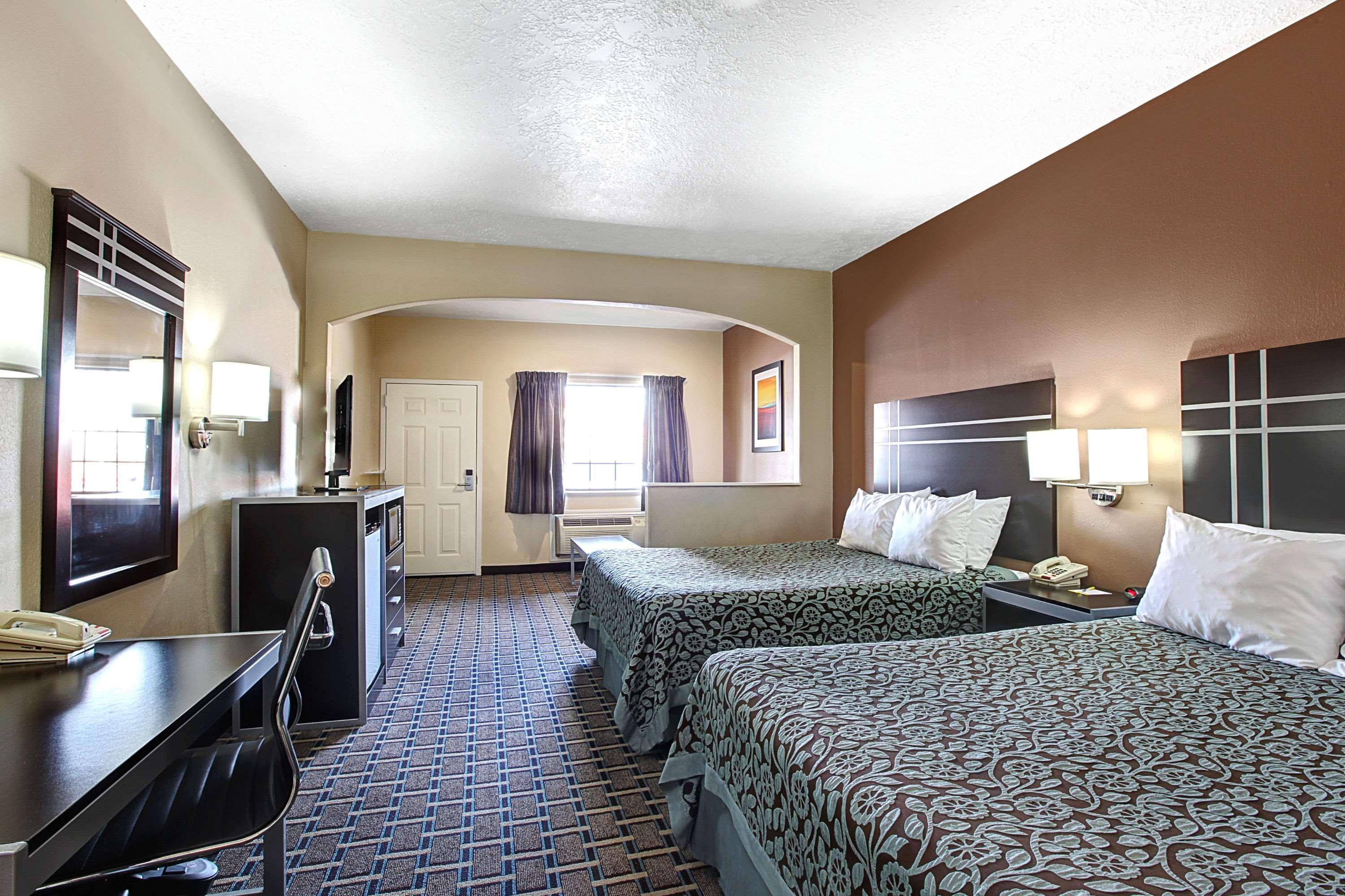 Days Inn & Suites By Wyndham Houston North - Spring Eksteriør bilde